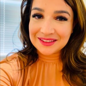 Meet your Posher, Miriam